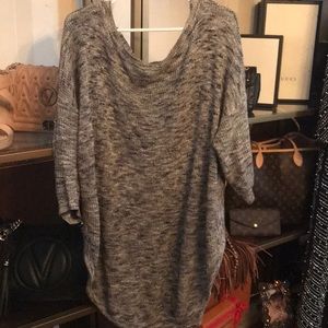 Express Sweater w/Side Slits & Criss Cross Back M